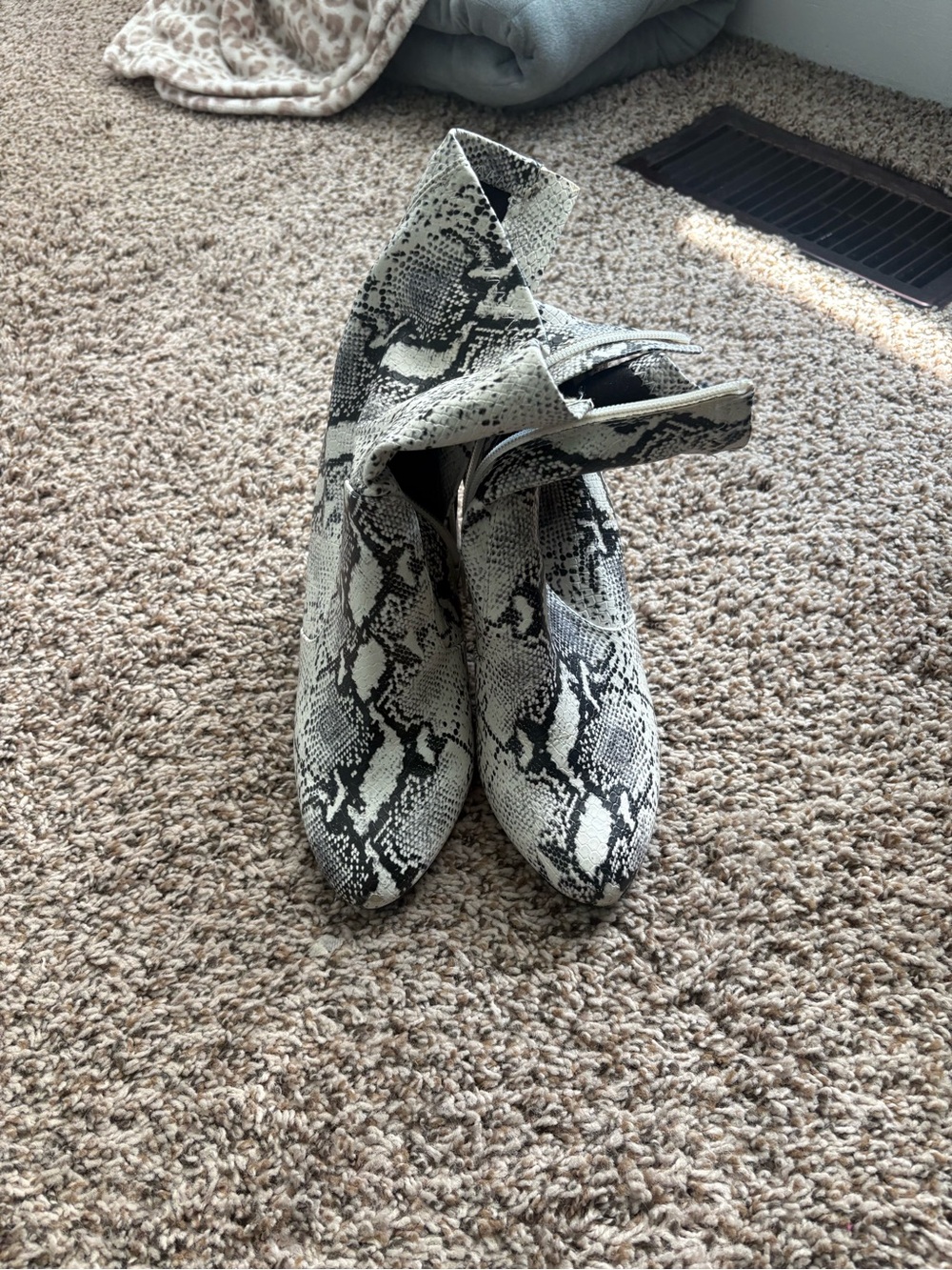 Steve Madden Boots